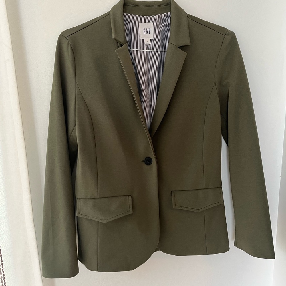 Women’s Gap blazer in olive green